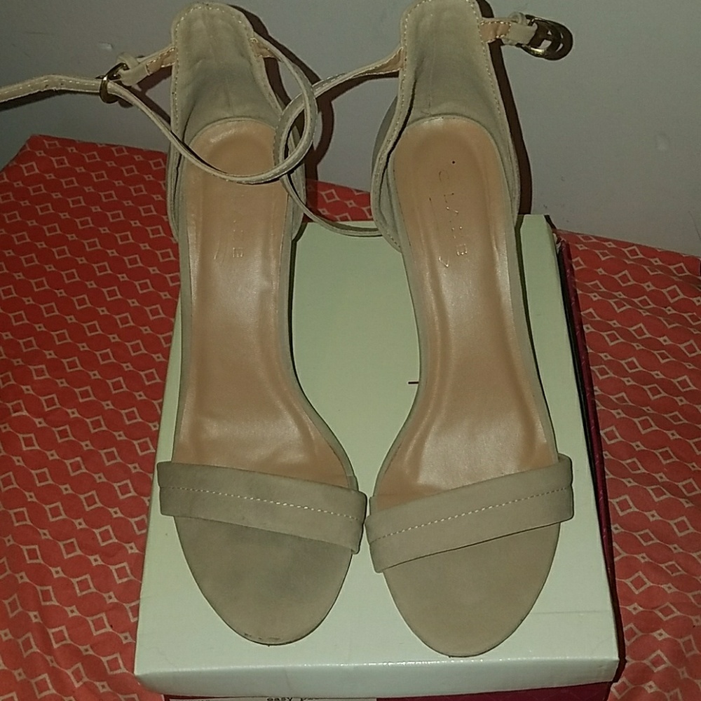Nude heels